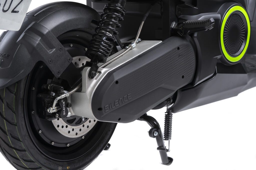 Silence S02 Delivery with CBS brake system