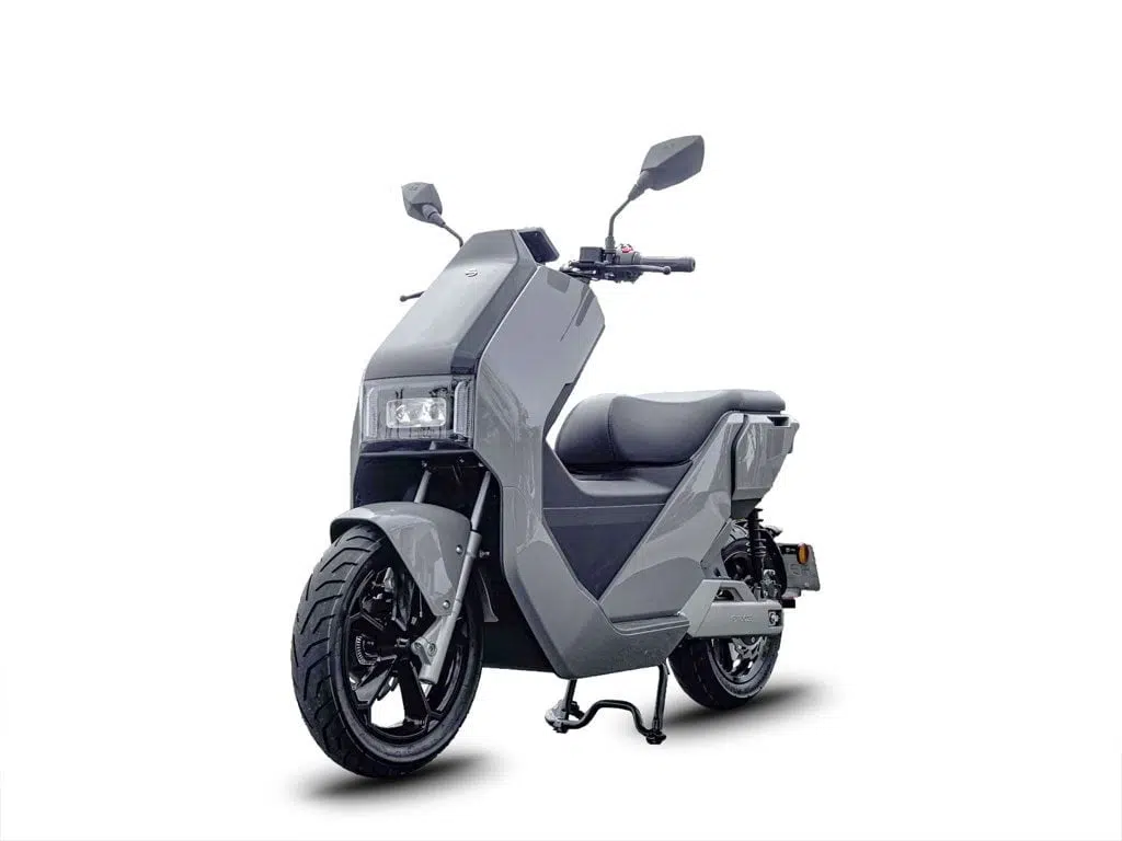 New Ecooter E5 electric scooters