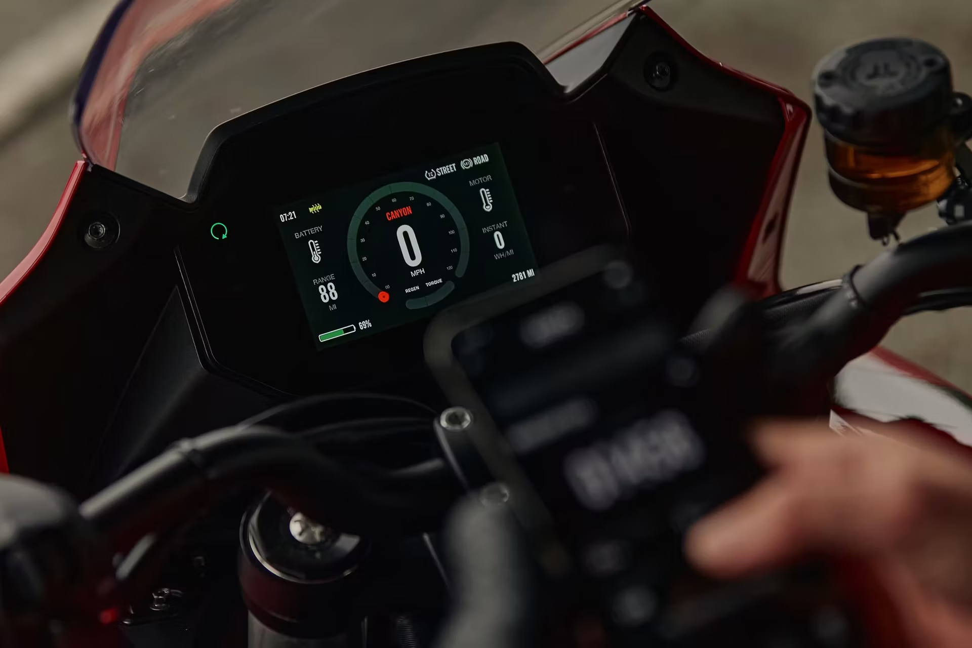 Zero Srf Cockpit Etrix 1