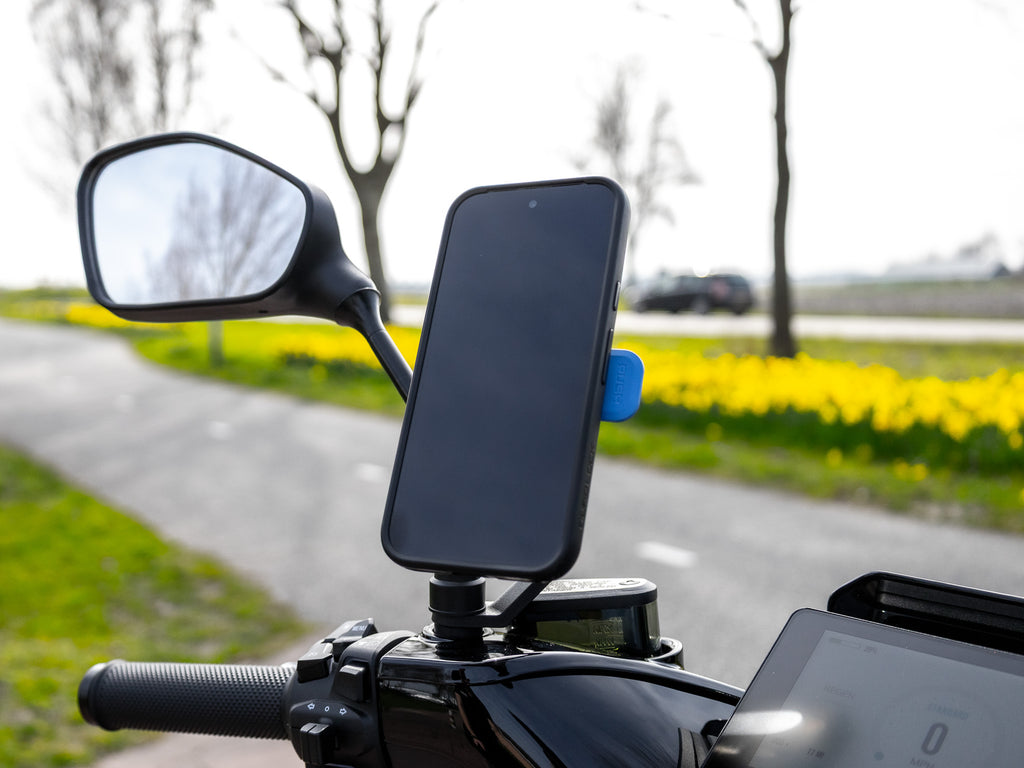 Qlm Mst Mirror Stem Mount Lifestyle 1 1024x1024 Etrix